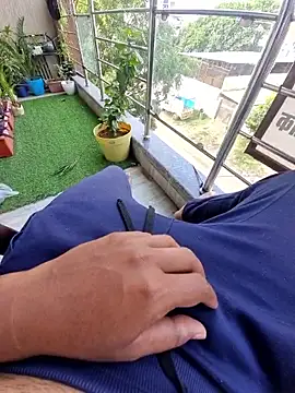 Snapshot of YoursThickDick chatting on 09/16/25, 03:07 YoursThickDick online show from 09/16/25, 03:07