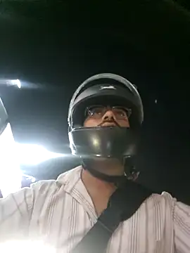 Snapshot of YoursThickDick chatting on 10/13/25, 03:57 YoursThickDick online show from 10/13/25, 03:57