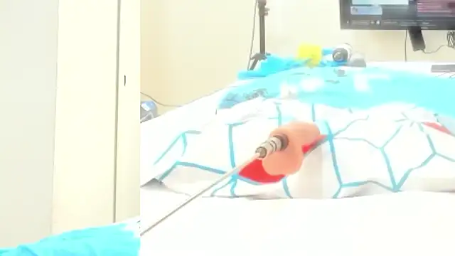 Alani Queen online show from 11/11/25, 07:52