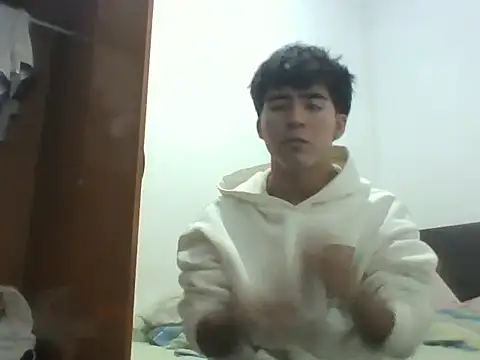 Snapshot of Babydemilk chatting on 03/26/26, 02:43 Babydemilk online show from 03/26/26, 02:43