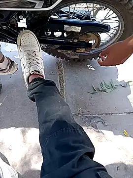 Snapshot of Babydemilk chatting on 04/11/26, 05:49 Babydemilk online show from 04/11/26, 05:49