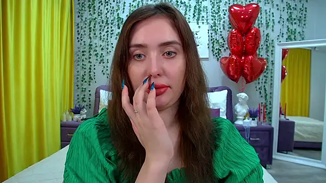 Snapshot of SherryBaers chatting on 02/15/26, 08:02 SherryBaers online show from 02/15/26, 08:02