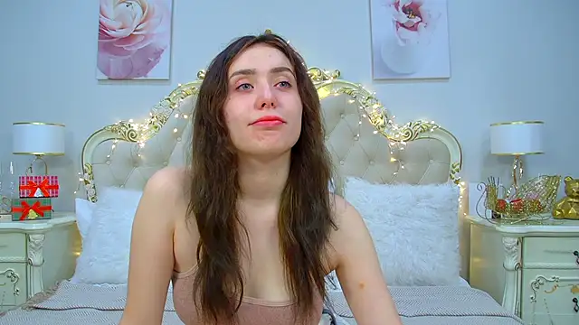 Snapshot of SherryBaers chatting on 12/23/25, 06:34 SherryBaers online show from 12/23/25, 06:34