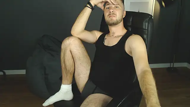 Snapshot of Mr_At_ chatting on 09/09/25, 07:07 Mr At online show from 09/09/25, 07:07