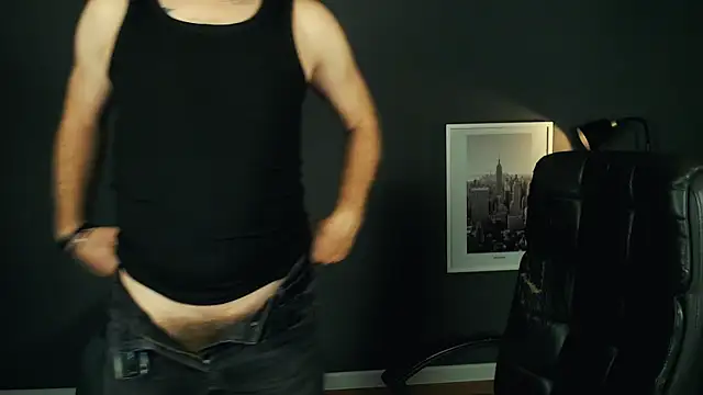 Snapshot of Mr_At_ chatting on 09/10/25, 07:07 Mr At online show from 09/10/25, 07:07