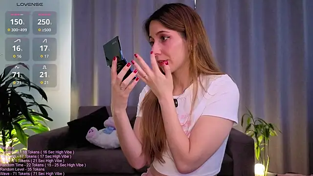 Snapshot of _LittleSammy chatting on 02/06/26, 09:22 LittleSammy online show from 02/06/26, 09:22