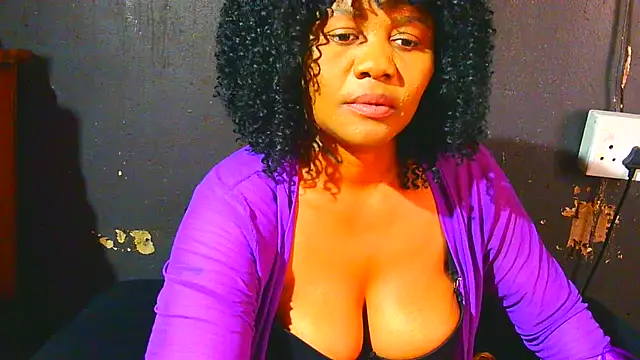 Augustine-Blooomxx online show from 11/13/25, 03:49