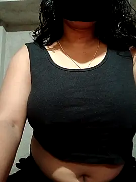 DiyaRoy49 online show from 10/03/25, 09:22