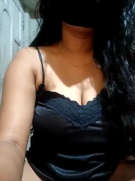 DiyaRoy49 online show from 11/15/25, 12:42