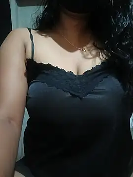 DiyaRoy49 online show from 04/10/26, 07:32