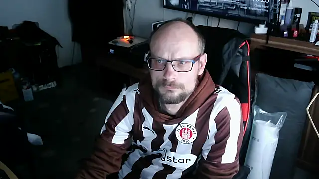 Snapshot of pierre_oi66699 chatting on 02/20/26, 03:25 pierre oi66699 online show from 02/20/26, 03:25