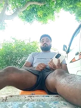 Snapshot of Raju_fuckerr chatting on 05/16/26, 08:13 Raju fuckerr online show from 05/16/26, 08:13