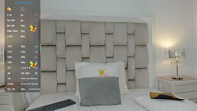 frehia dimou online show from 01/11/26, 11:28