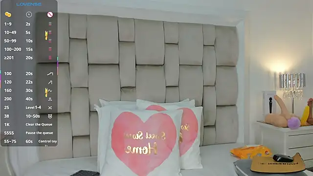 frehia dimou online show from 12/20/25, 11:46