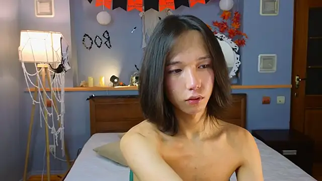 okerriella online show from 11/02/25, 01:16