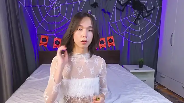 okerriella online show from 10/31/25, 11:51