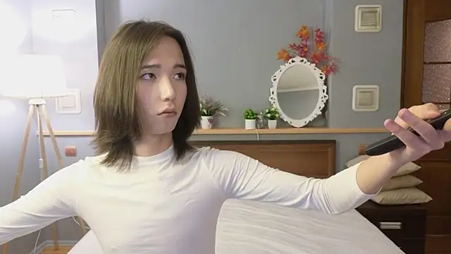 okerriella online show from 11/05/25, 01:25