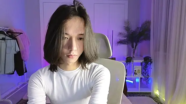 okerriella online show from 11/26/25, 01:11