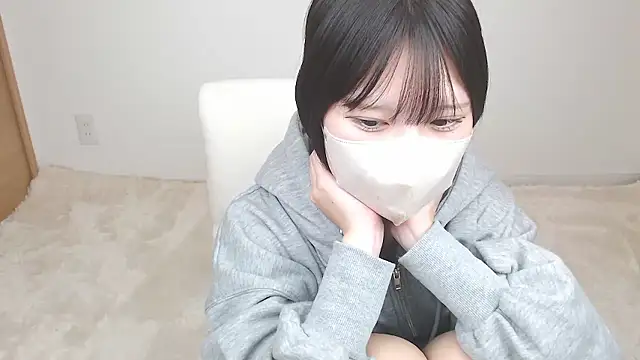 Snapshot of yuna_rin chatting on 11/09/25, 11:03 yuna rin online show from 11/09/25, 11:03