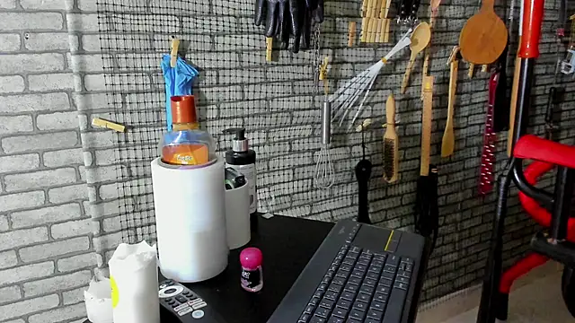 ariel bdsm online show from 04/07/26, 04:14