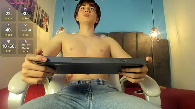 Oscar and dani online show from 03/05/26, 03:58