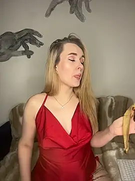 KiraBerht online show from 03/08/26, 12:27