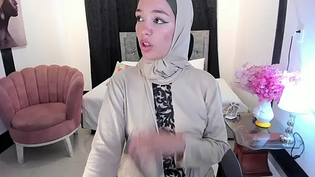 Snapshot of SofiaRivera1 chatting on 04/29/26, 05:41 SofiaRivera1 online show from 04/29/26, 05:41