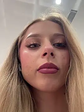 BabyAnais online show from 10/15/25, 01:52