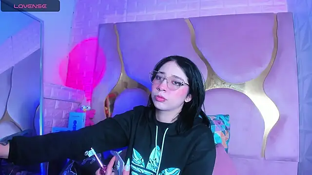 Niina Sissy online show from 04/10/26, 04:52