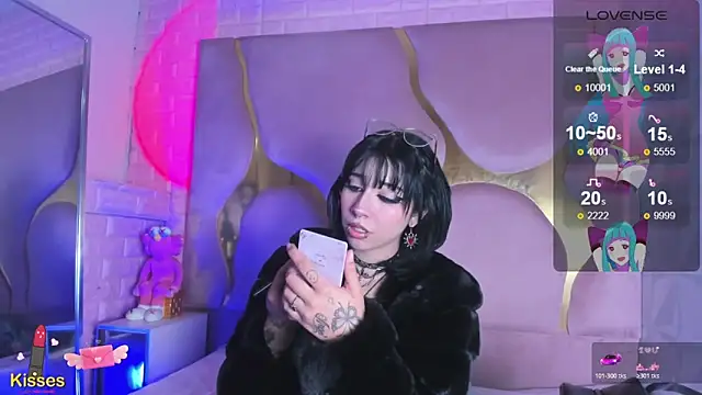 Niina Sissy online show from 04/30/26, 05:03