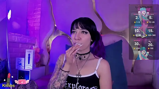 Niina Sissy online show from 07/12/26, 06:14