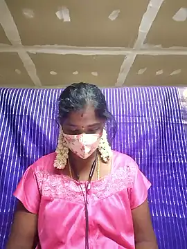 Snapshot of Tamil_Jillu chatting on 10/17/25, 10:00 Tamil Jillu online show from 10/17/25, 10:00