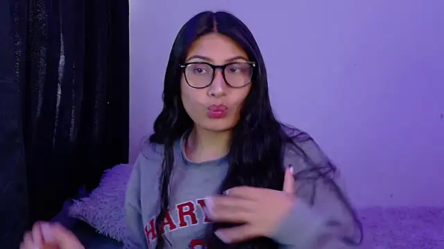 Linda andrew online show from 04/17/26, 04:32