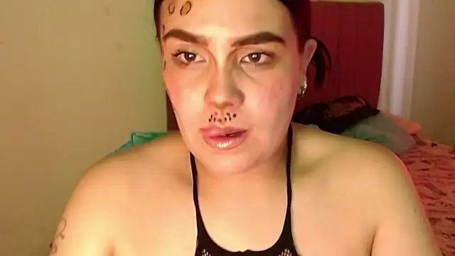 Salma deep online show from 10/25/25, 04:40