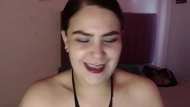 Salma deep online show from 09/27/25, 03:40