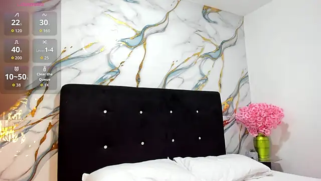 RoxanaBorns  online show from 07/02/26, 08:53