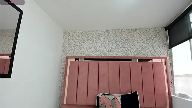 Hanna Lee   online show from 03/06/26, 08:04