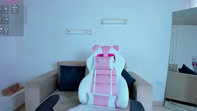 april smiith online show from 02/17/26, 12:13