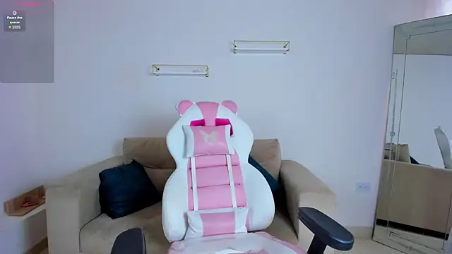 april smiith online show from 02/19/26, 12:13