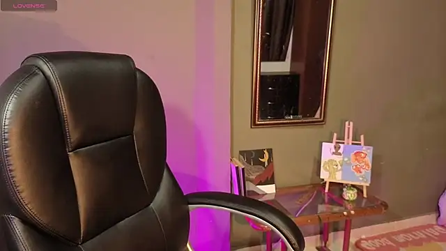 GaiaJoness online show from 11/11/25, 07:41