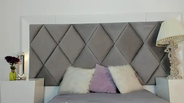 GiadaRizzo online show from 11/27/25, 06:19