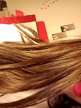 Snapshot of OnlyRima chatting on 04/02/26, 11:28 OnlyRima online show from 04/02/26, 11:28