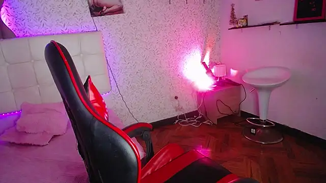 manelike  online show from 10/10/25, 07:25