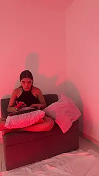 lara and danny online show from 10/17/25, 08:43