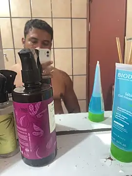 alanjordan100 online show from 04/07/26, 06:59