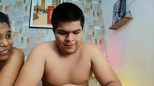 naomi campbel  online show from 12/21/25, 02:13