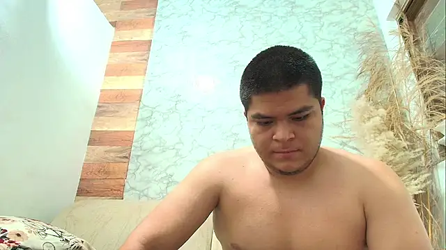 naomi campbel  online show from 01/11/26, 08:38