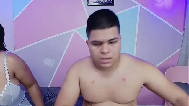 naomi campbel  online show from 03/12/26, 08:35