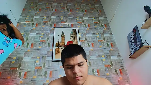 naomi campbel  online show from 12/18/25, 09:07