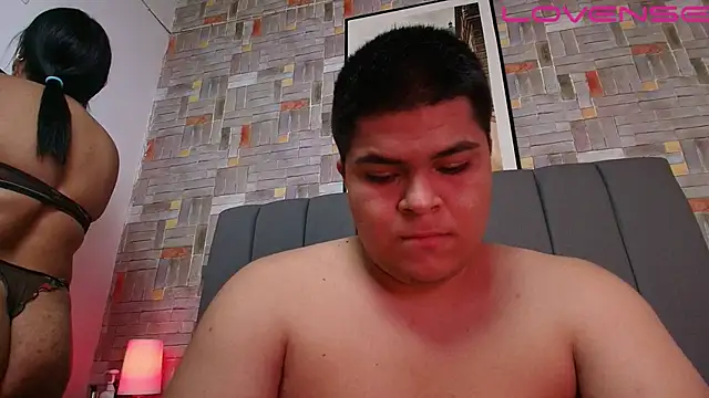 naomi campbel  online show from 03/26/26, 08:40